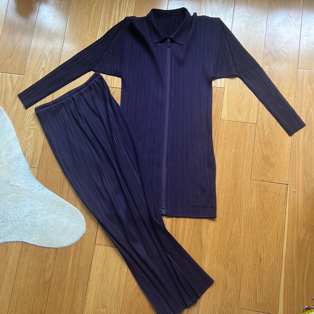Vintage Pleats Please Issey skirt/cardigan set (size Small-Medium)